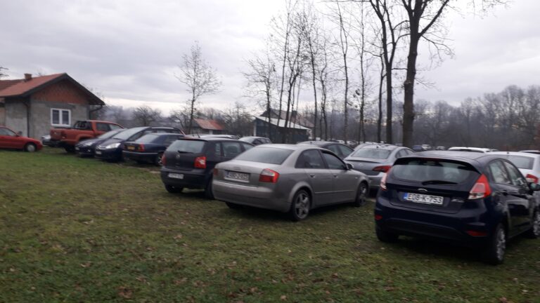 Parking Aerodrom Tuzla Parkiralište Šabić